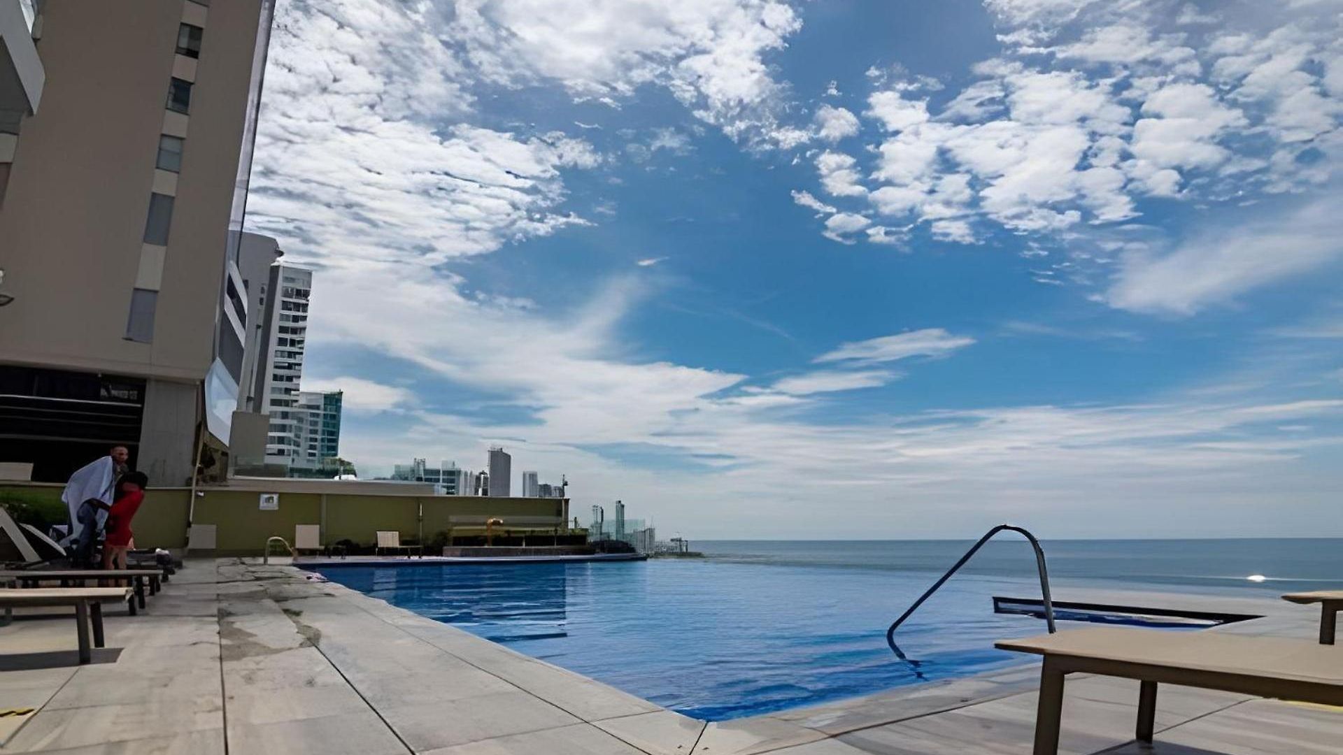 Apartamento ¡espectacular Vista A La Bahía! Piso 26 H2 Hyatt