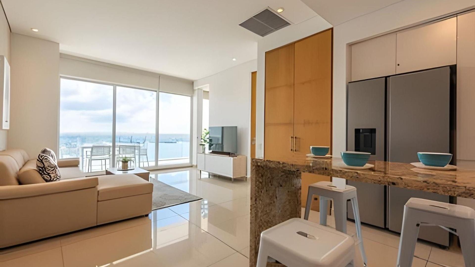 Apartamento ¡espectacular Vista A La Bahía! Piso 26 H2 Hyatt