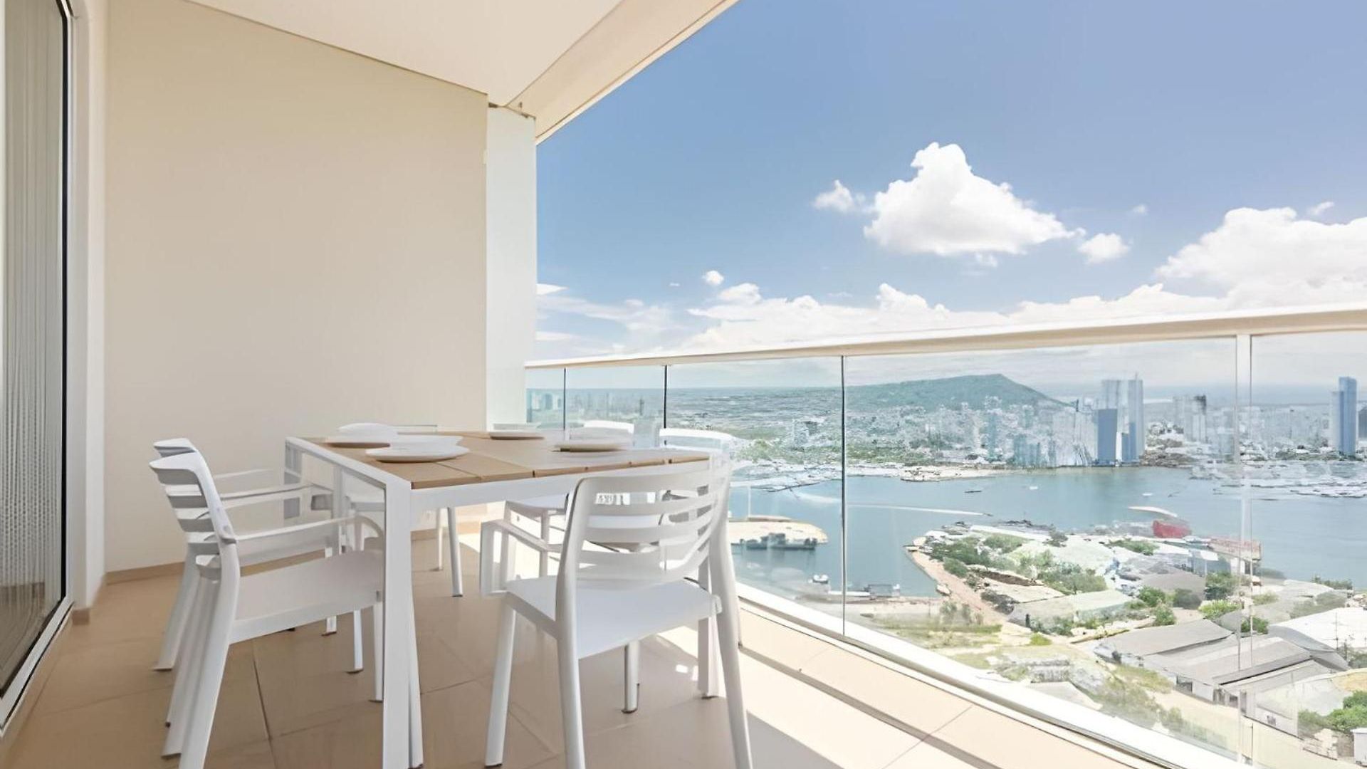 ¡espectacular Vista A La Bahía! Piso 26 H2 Hyatt Apartamento