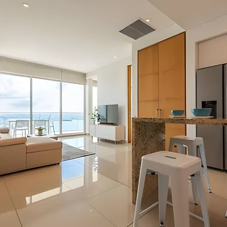 Apartamento ¡espectacular Vista A La Bahía! Piso 26 H2 Hyatt *