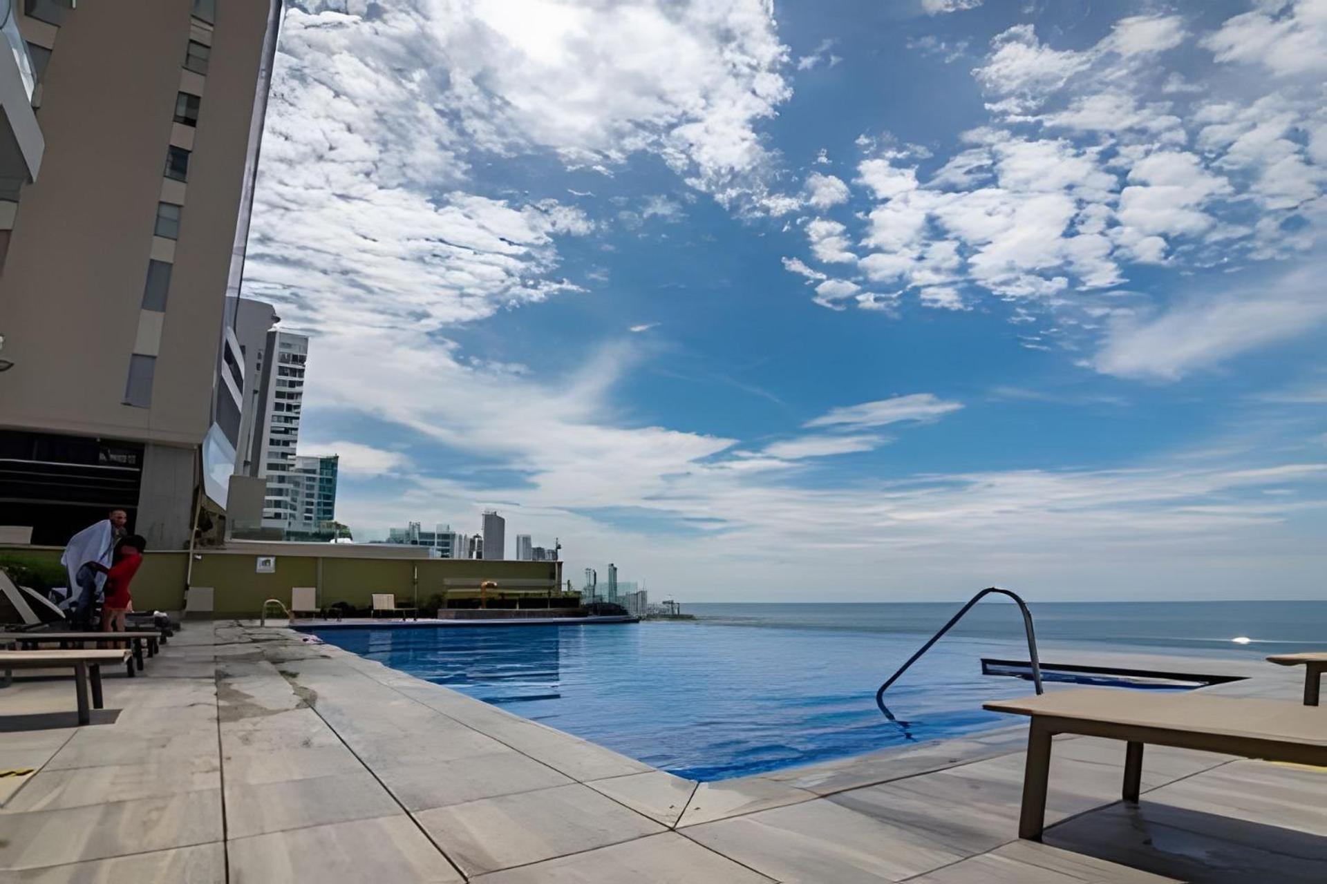 Apartamento ¡espectacular Vista A La Bahía! Piso 26 H2 Hyatt