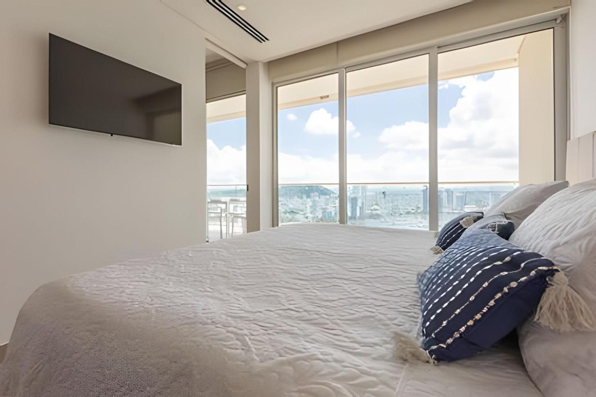 ¡espectacular Vista A La Bahía! Piso 26 H2 Hyatt Apartamento