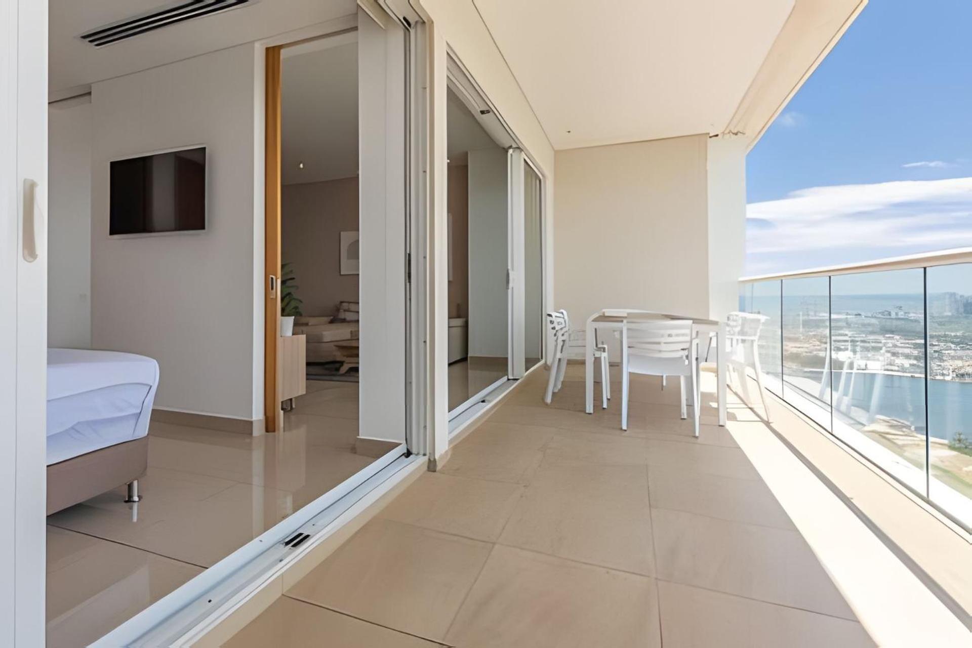 Apartamento ¡espectacular Vista A La Bahía! Piso 26 H2 Hyatt