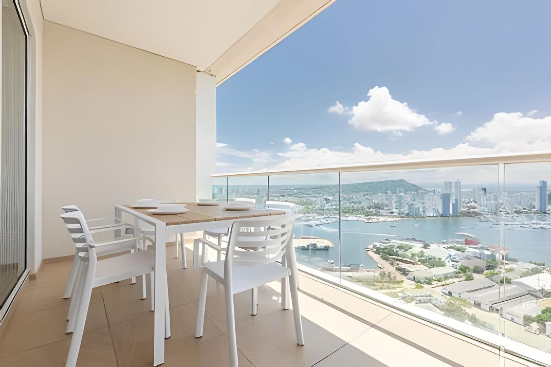 ¡espectacular Vista A La Bahía! Piso 26 H2 Hyatt Apartamento