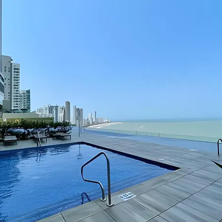¡espectacular Vista A La Bahia! Piso 26 H2 Hyatt Apartment